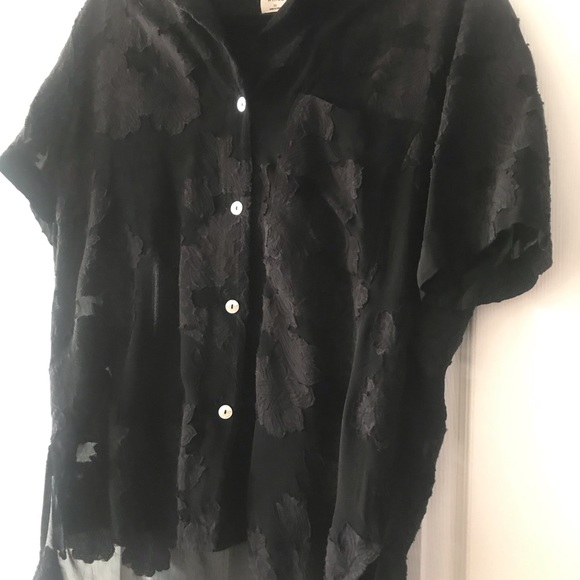 Aritzia Black Atticus Embroidered blouse - Picture 3 of 5